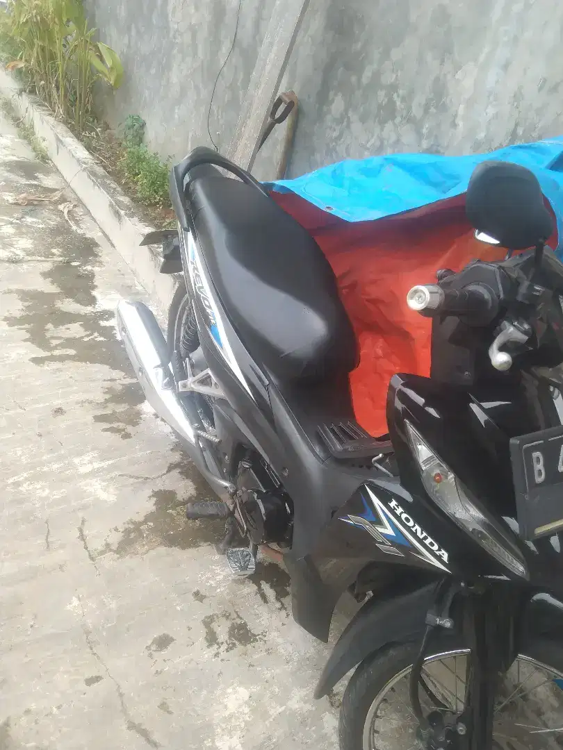 Jual motor Revo fit 2017