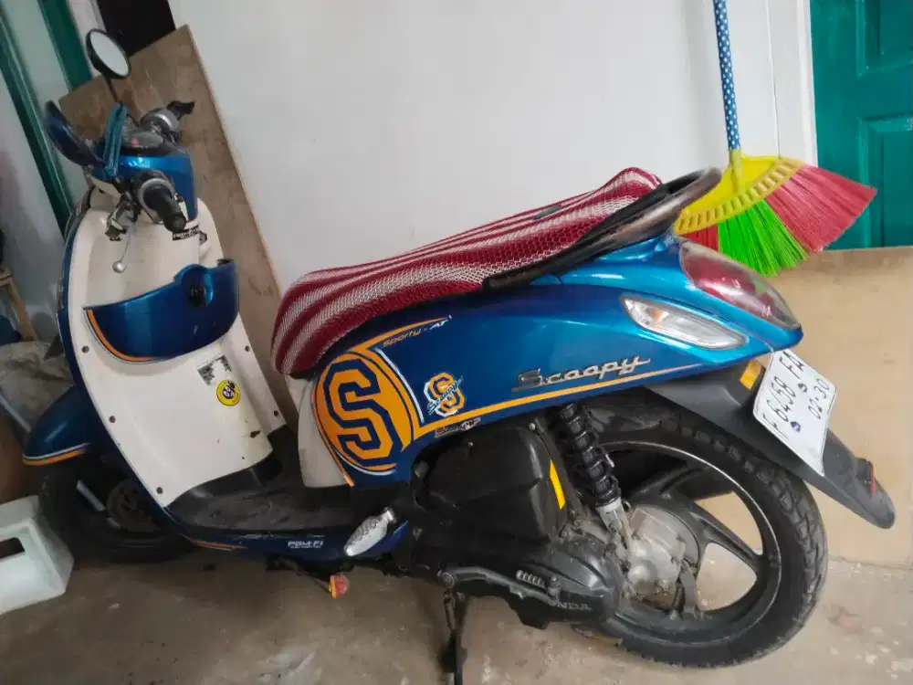 Scoopy tahun 2015 siap pakai