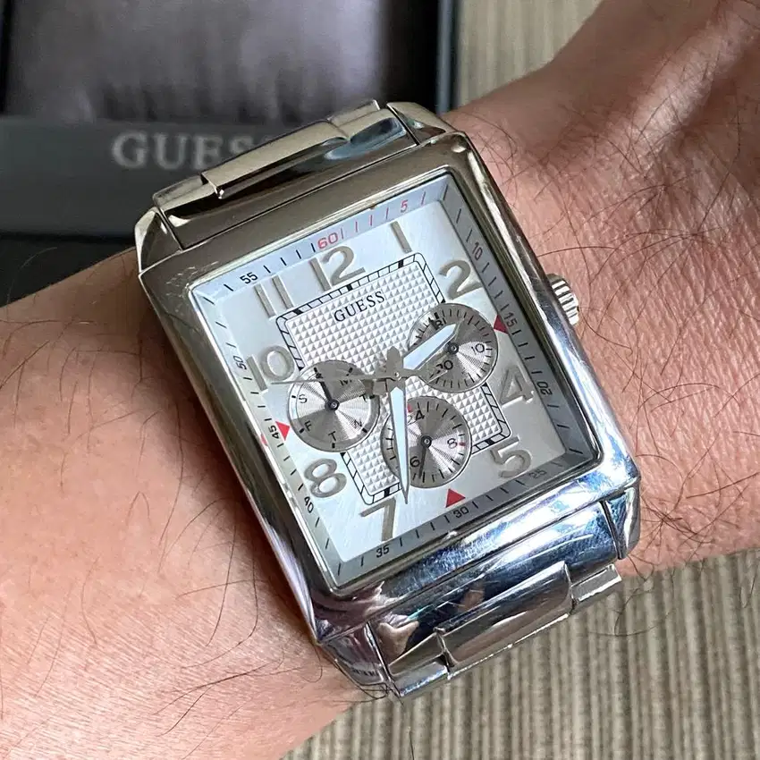Preloved Jam Tangan Guess Ori Original