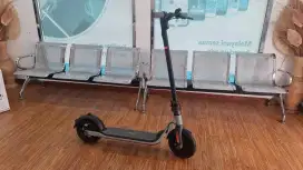 Scooter listrik ninebot segway d18w