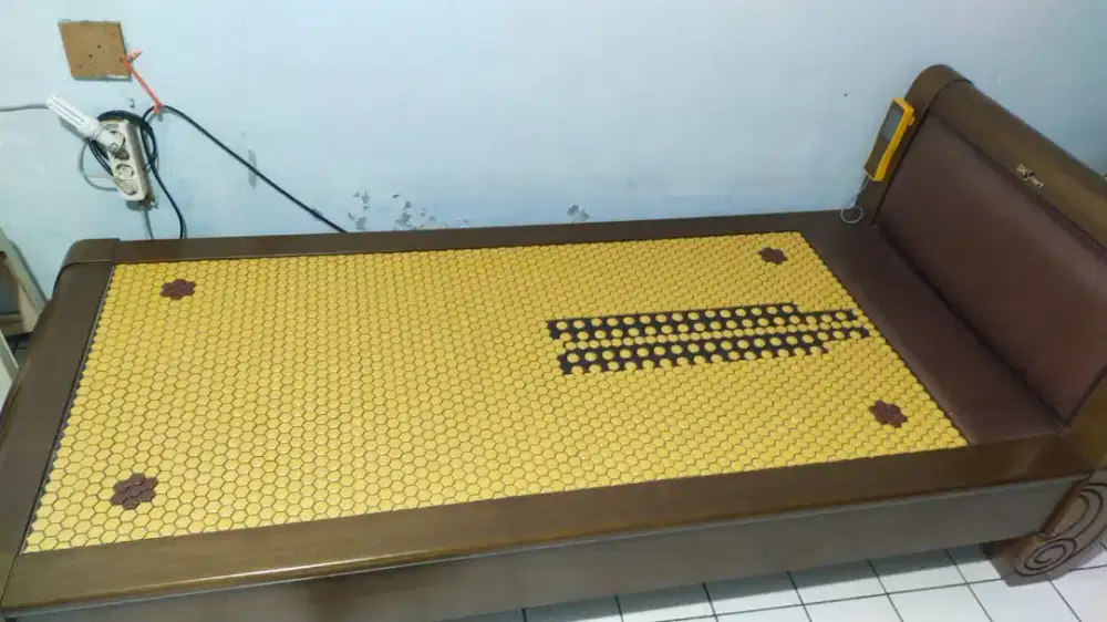 Ranjang Kesehatan Pijat Infra Red 3H SMART TERAPI  18 titik tuas