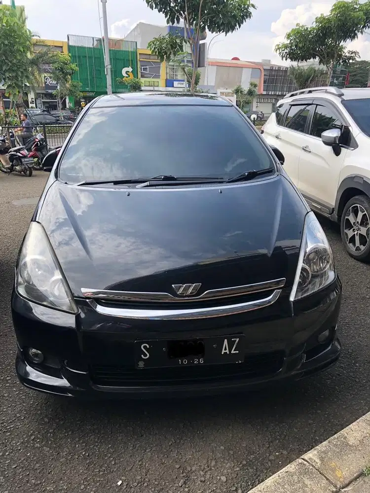Toyota Wish 1.8 AT Full Option 2003 CBU Low KM