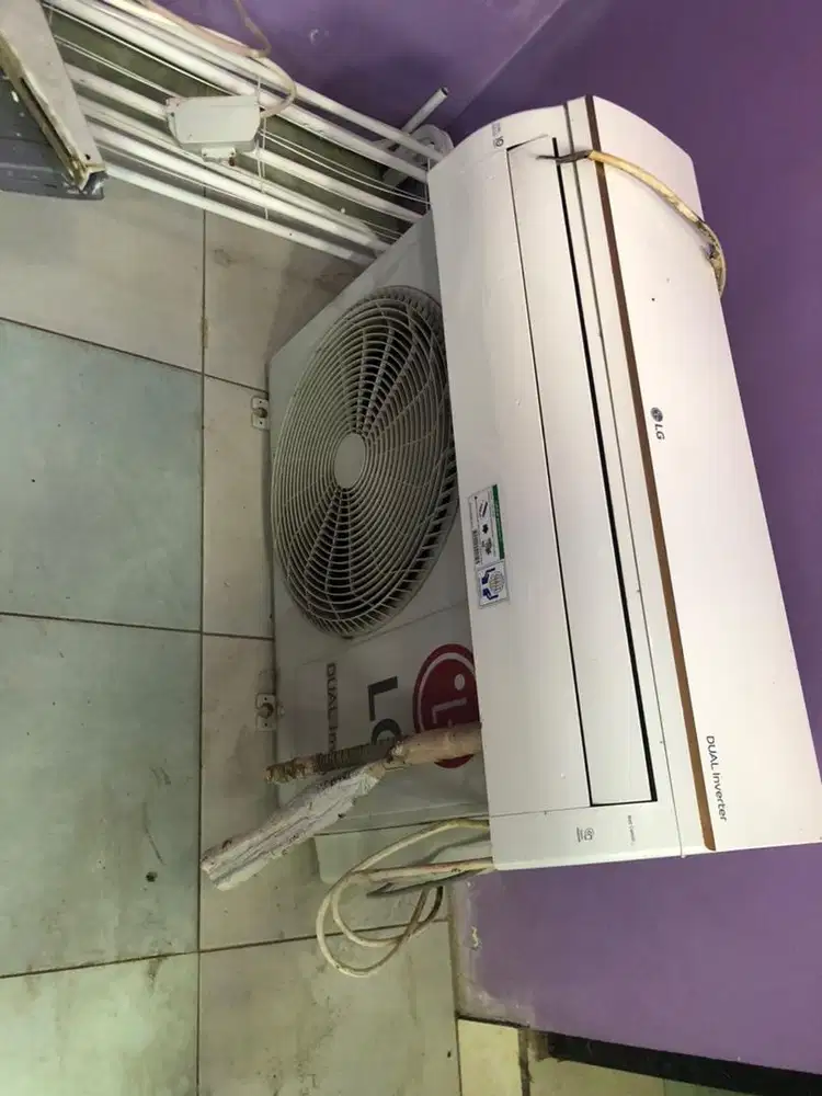 AC LG dual inverter 1PK bekas seken