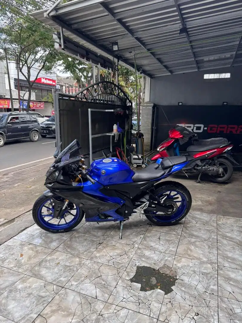 YAMAHA R15 V4 CONNECTED 2022