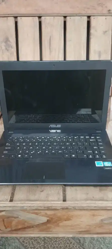 LAPTOP ASUS. MODEL X451C.