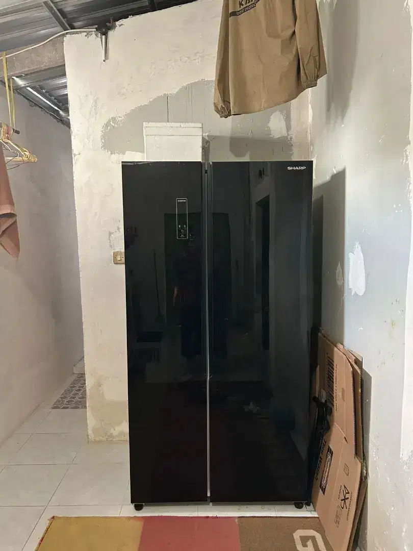 Kulkas 2 pintu merk sharp
