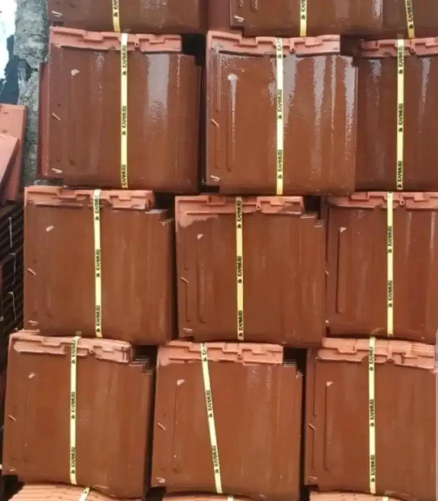 Genteng keramik kanmuri melenio