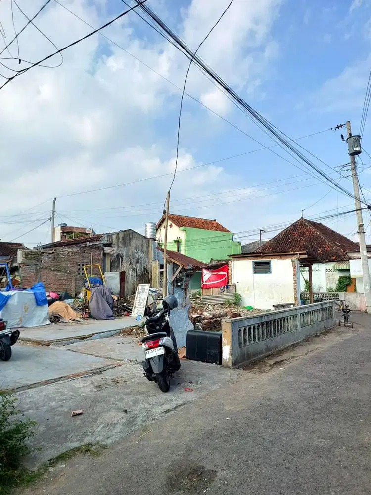 Tanah Hook Strategis Tengah Kota dekat Jalan Kusumanegara