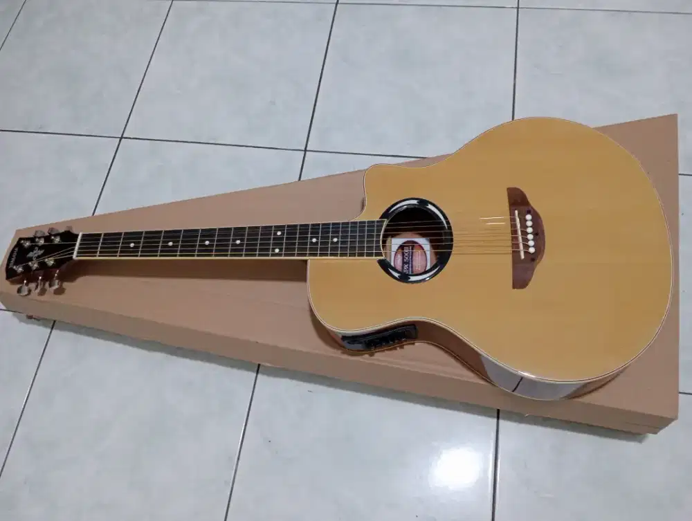 Gitar akustik elektrik Yamaha apx 500ii, nepis