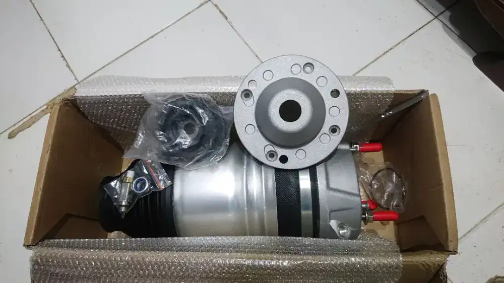Air suspension /sokbreker depan kiri mobil porsche cayenne