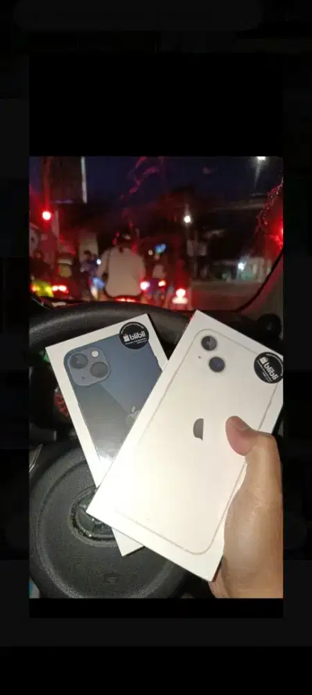 Apple iPhone 13 BNIB greenpeel garansi resmi tAm iBox GDN blibli 128gb
