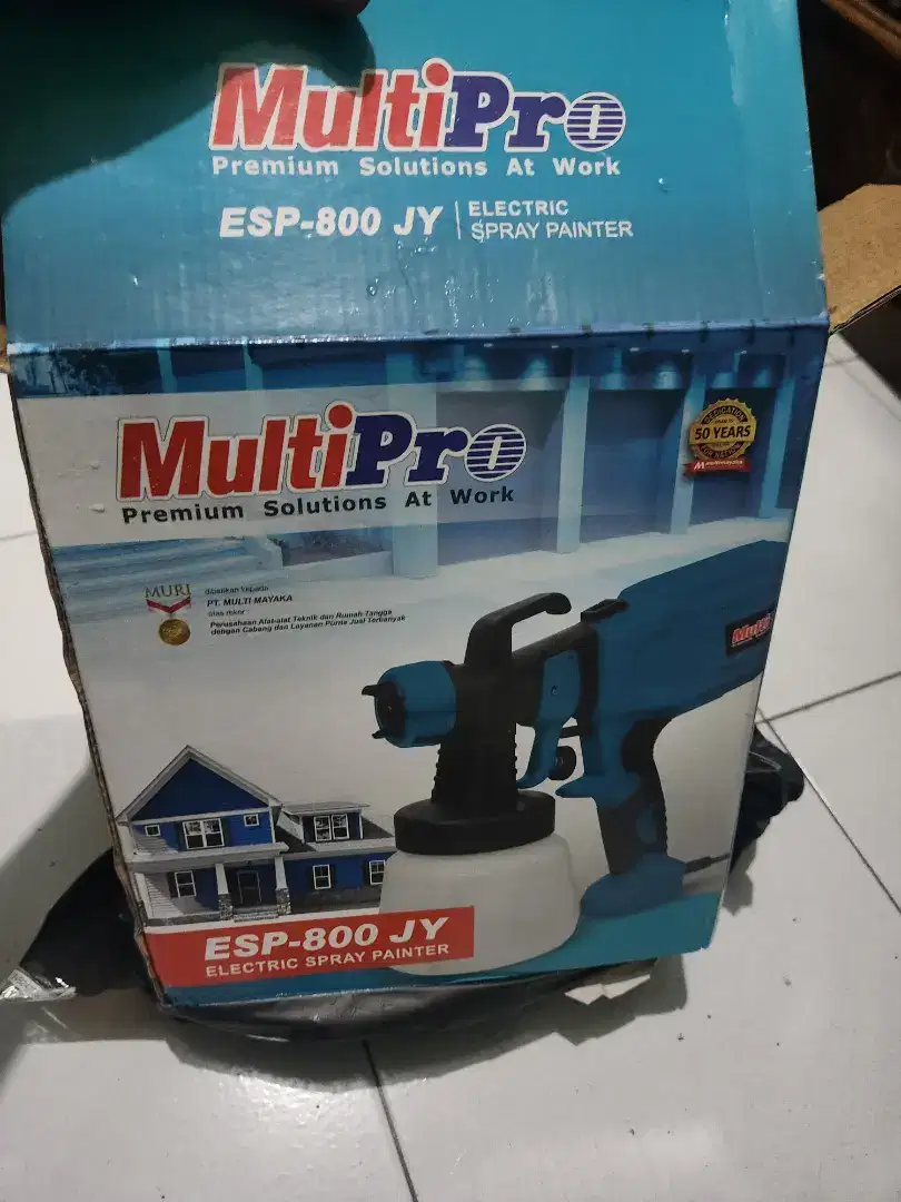 Semprotan cat multipro