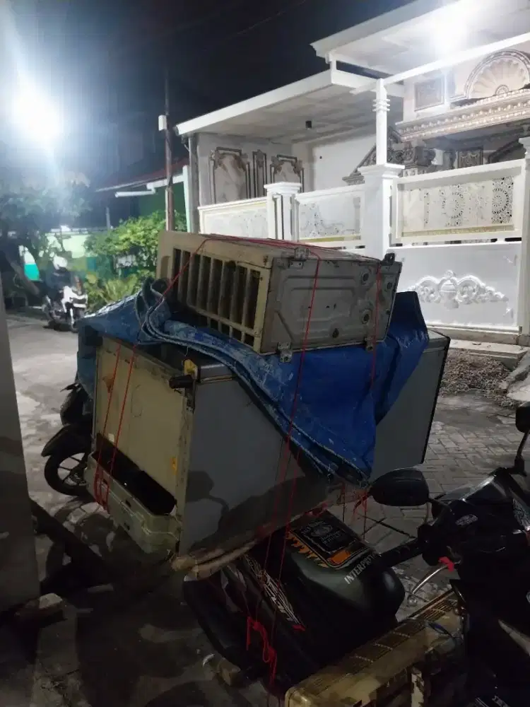 Rombeng segala barang bekas rongsokan rombeng Panggilan Surabaya