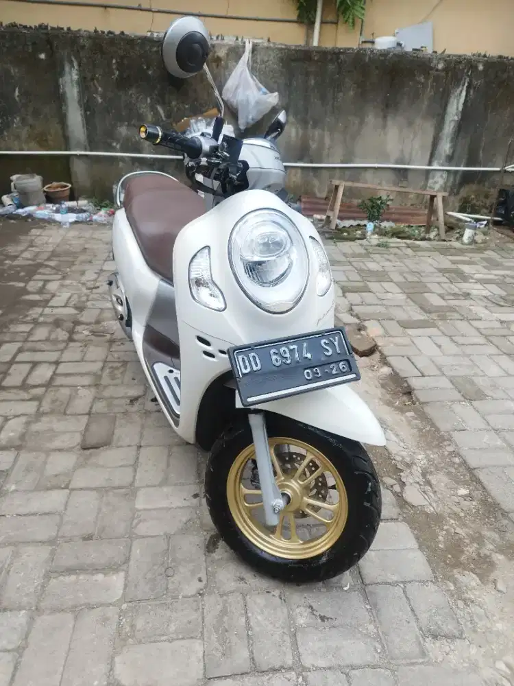 SCOOPY Prestige Tahun 2021 Keyless