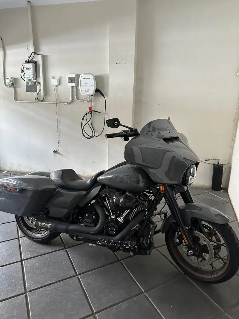 Harley Davidson Street Glide ST fp