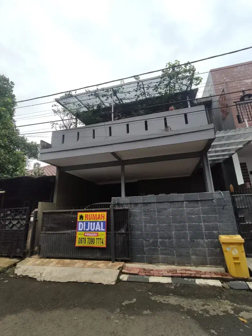 Rumah Purigading Vila Besakih Bekasi, 2 Lantai, Nyaman