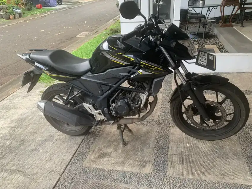 Jual Honda CB 150R 2017 Hitam