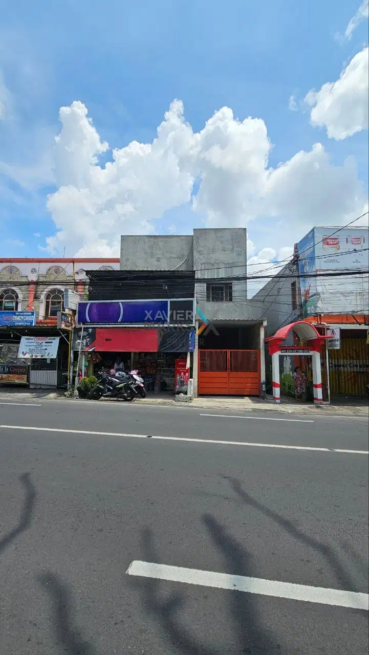 Dijual Ruko Strategis 2.5 Lantai di Poros Jl. MT. Haryono, Malang