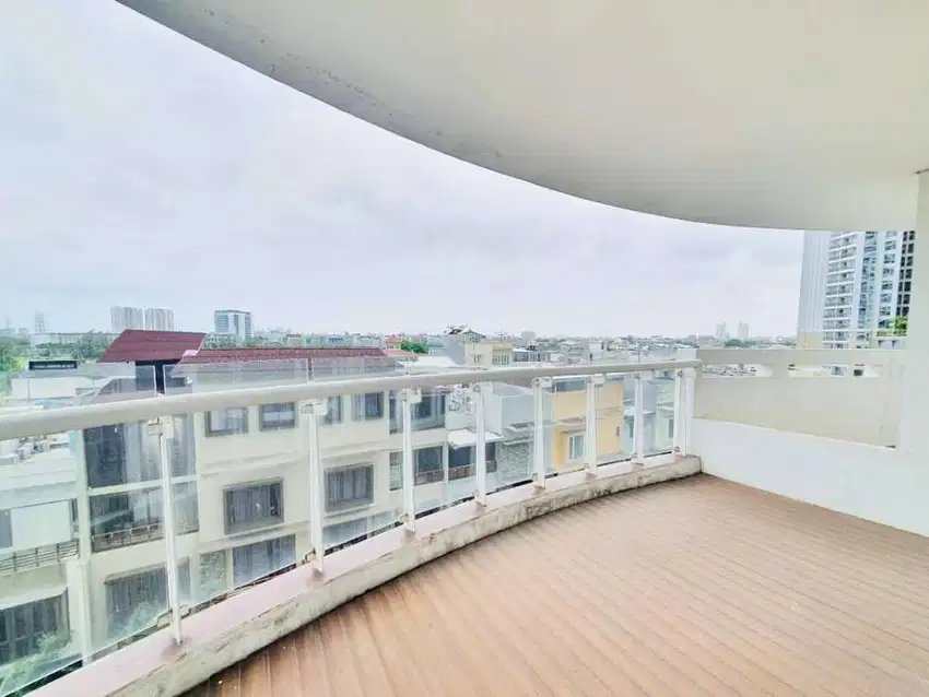 Springhill apartment residences kemayoran 196 meter murah