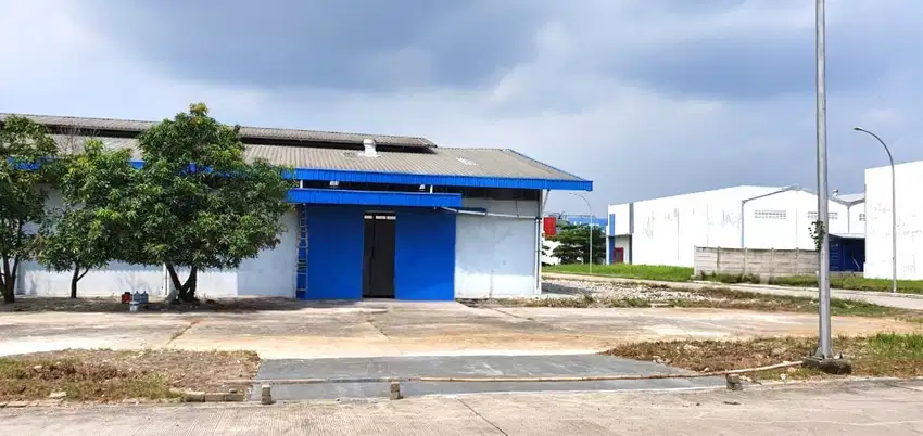 Gudang siap pakai 24x57 1356m Telukjambe Karawang
