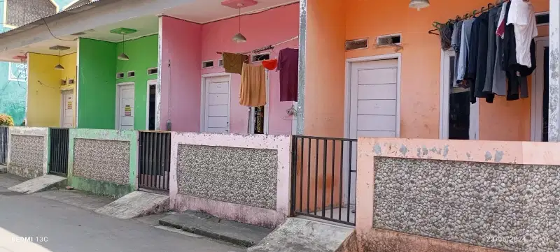 dijual rumah kontrakan 2 pintu