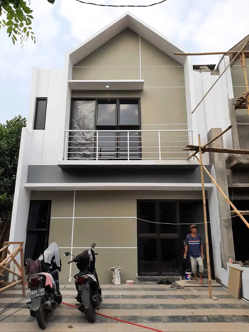 DI JUAL Rumah dalam cluster 900jutaan 2 lantai di jati sampurna