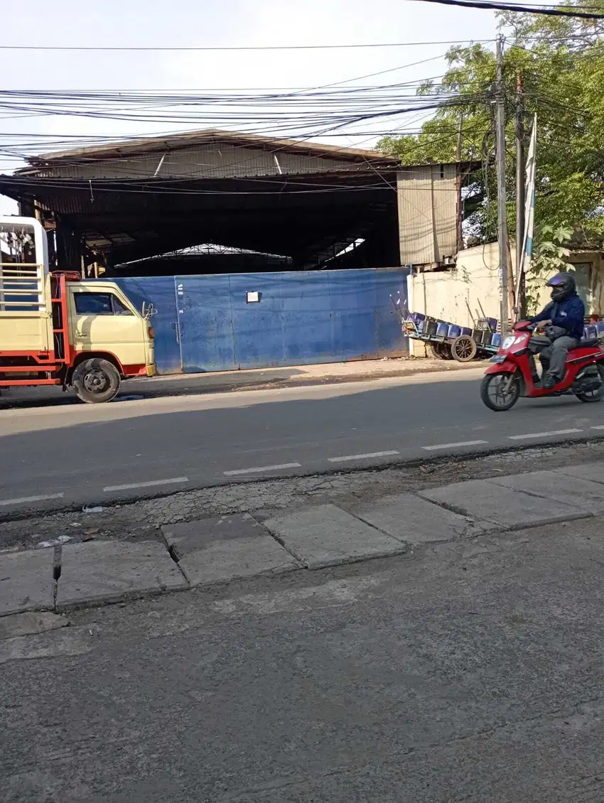 Dijual Gudang di Jl Raya Kamal Tegal Alur