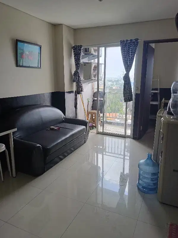 Disewakan cepat apartemen metro karang tengah dekat pintu tol