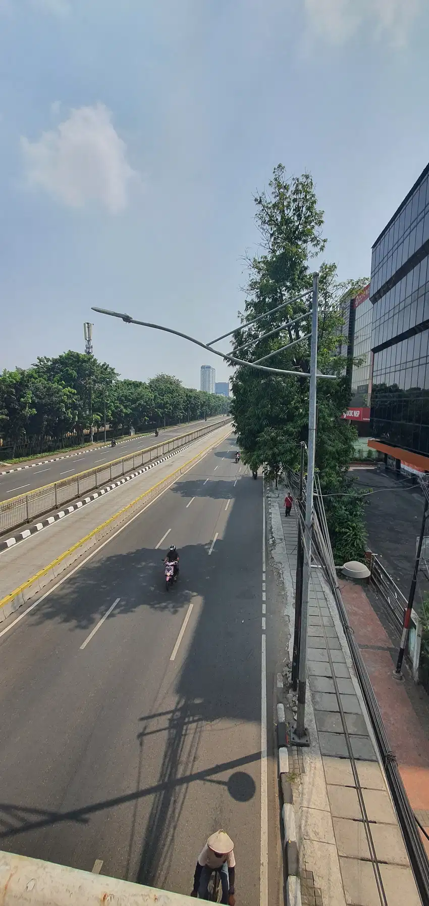 Dijual Gedung Perkantoran Jl. Gunung Sahari Raya Jakarta Pusat