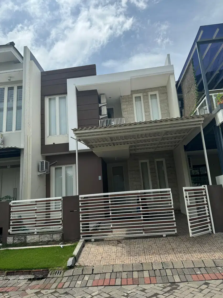 rumah murah minimalis florence pakuwon city