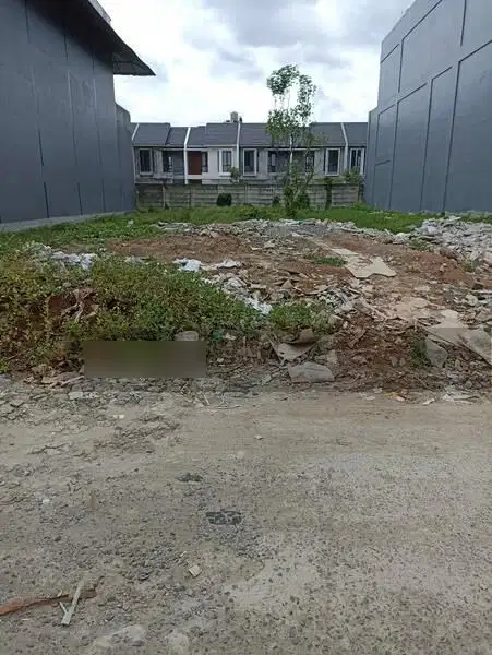 Kavling SHM untuk gudang dekat Green lake city Cipondoh Tangerang