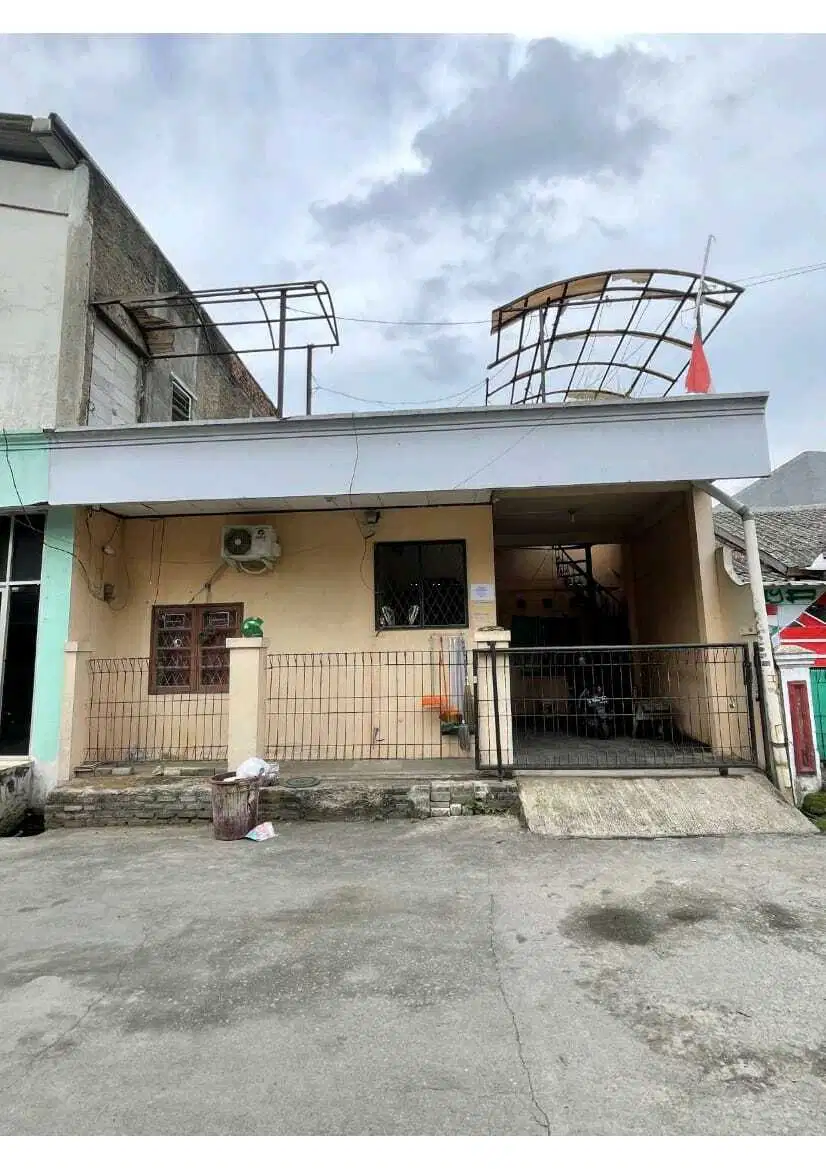 Dijual Kosan 7 pintu di kedasih sudah di dak atasnya dan sudah SHM