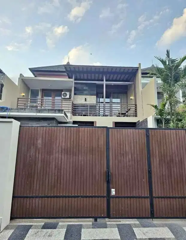 Rumah Tukad Pakerisan 5 Kamar Tidur