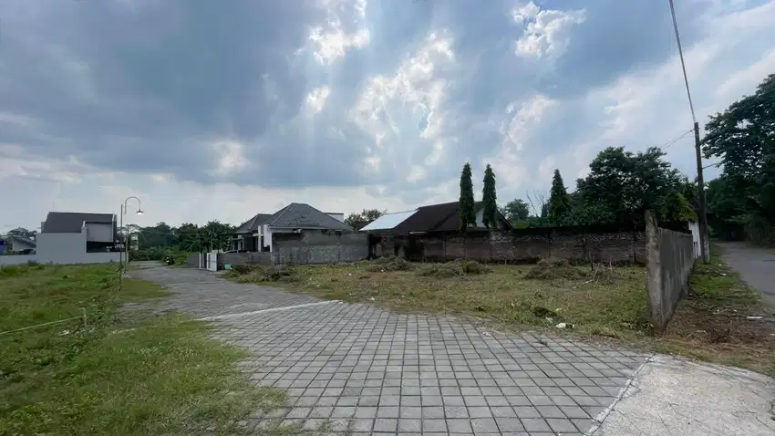 KAVLING CLUSTER EKSKLUSIF, LINGKUNGAN AMAN DAN NYAMAN