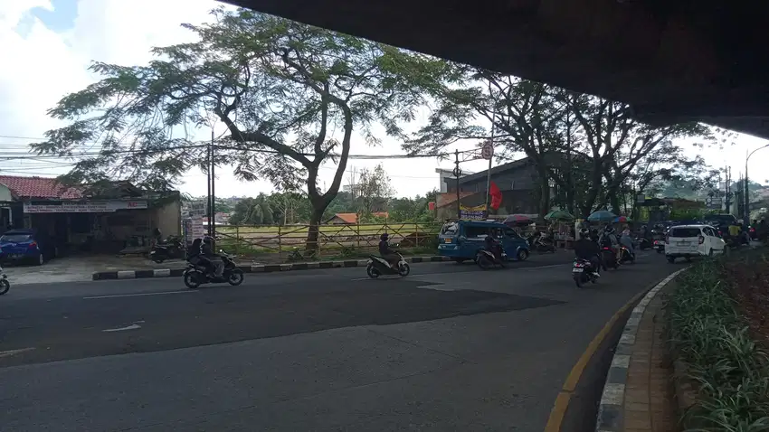 Dijual Tanah di Perempatan Exit Tol BOR