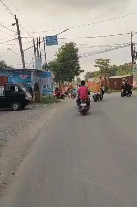 TANAH LOKASI USAHA DISEWAKAN