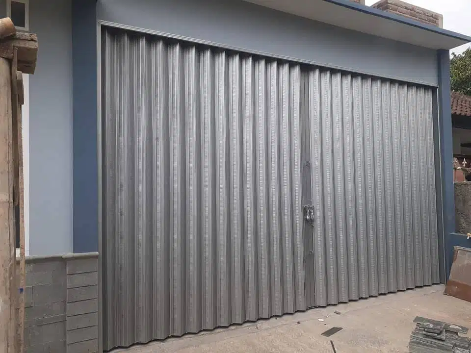 Pasang Service Gerbang lipat / Folding Gate / Pintu Harmonika