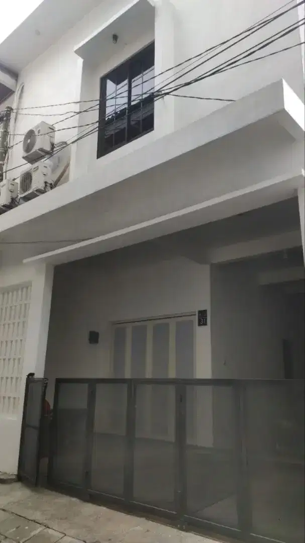 MURAH, Rumah 3 Lantai di Perum Gunung ANYAR, DEKAT MERR