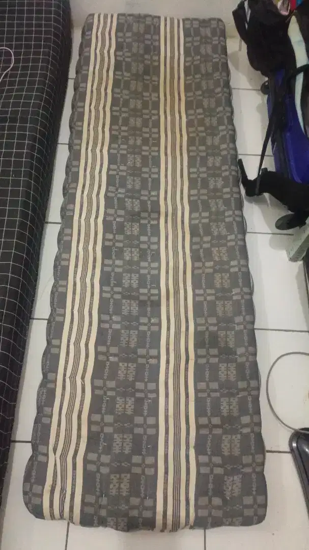 Kasur kapuk bisa untuk kursi kayu