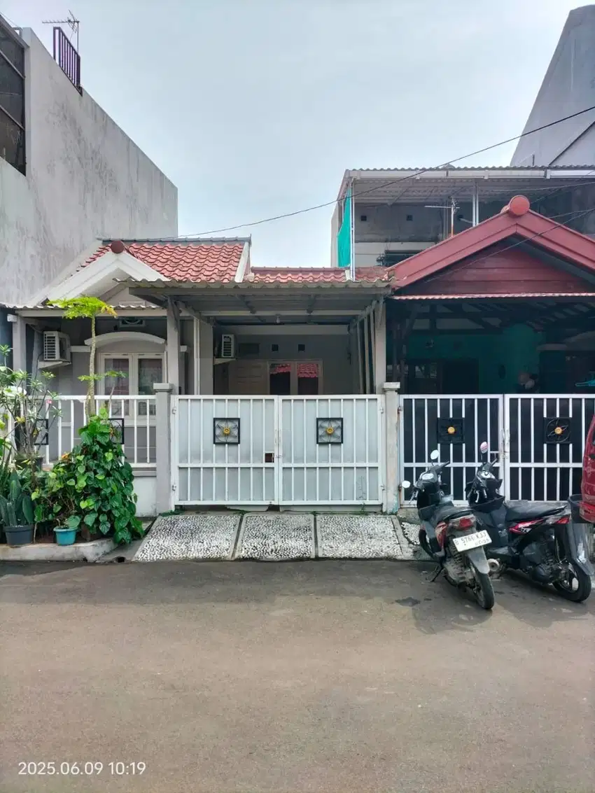 JUAL RUMAH DI PEJUANG ESTATE BEKASI SIAP HUNI (C0548)