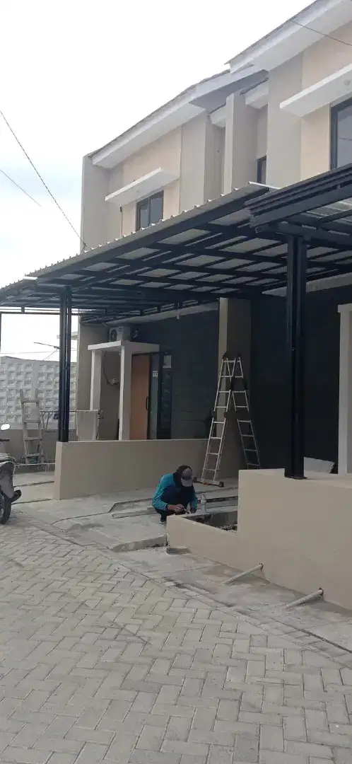 Kanopi rumah minimalis.