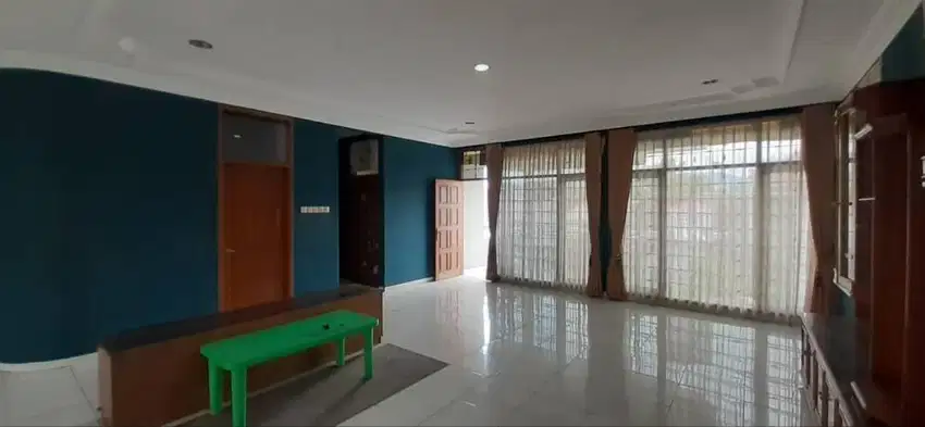 Komplek Dadali Rumah Bagus dan Terawat Siap Huni Dijual