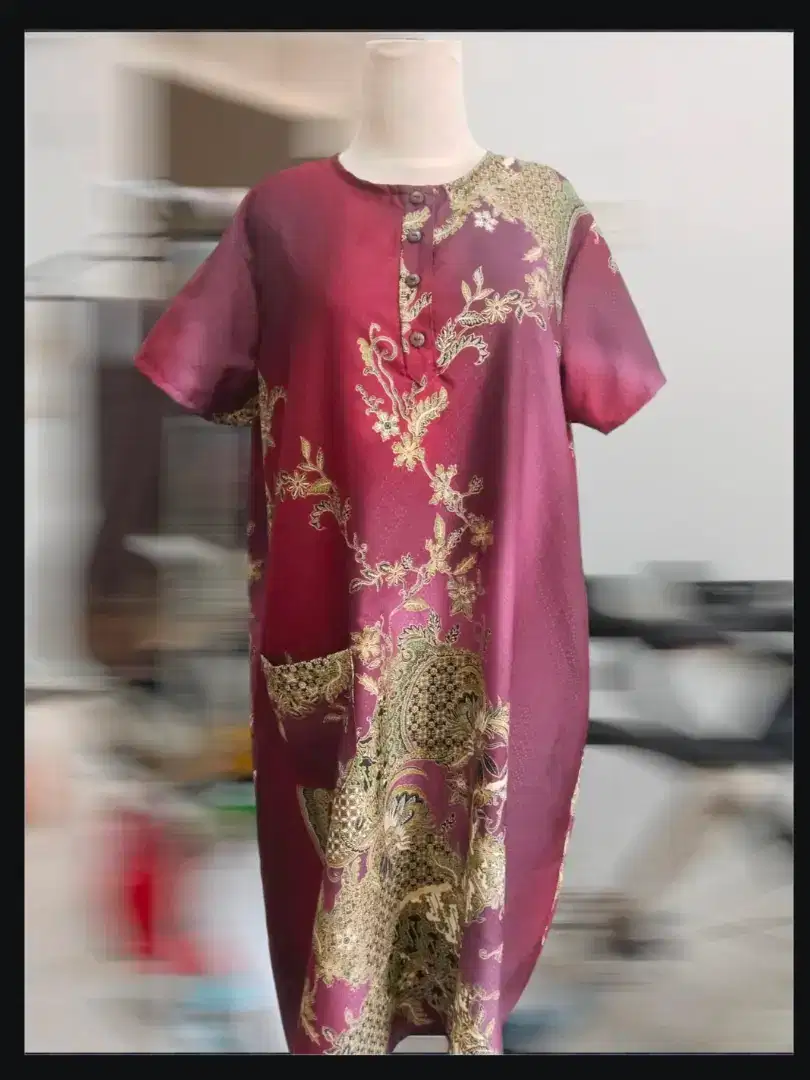 MENERIMA CUSTOM BAJU DAN PERMAK