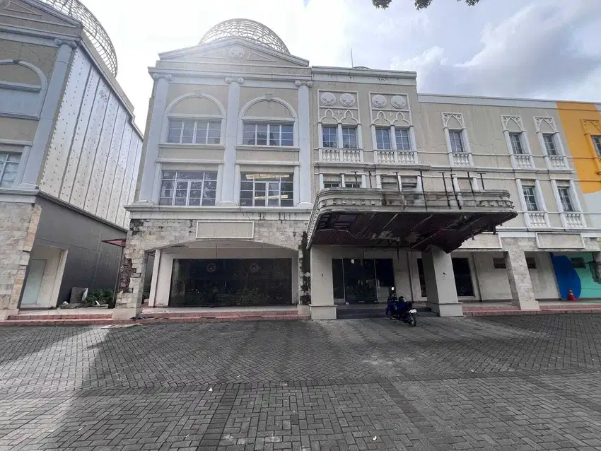 Jual Ruko Gandeng 4 Unit Murah di Hollywood Plaza Jababeka Cikarang
