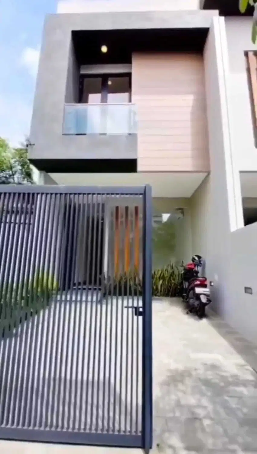 Rumah Cantik Manyar Surabaya