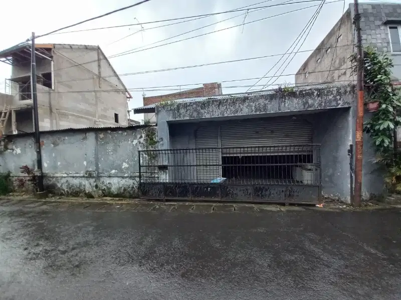 Rumah hitung tanah di jalan raya kopo imanuel kota bandung