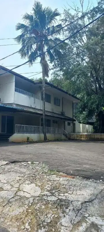 Dijual kavling Kemang Lokasi strategis cocok untuk perumahan .