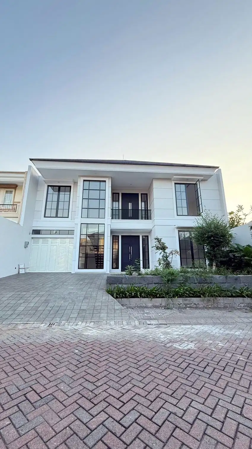 Dijual Rumah Citraland Utama Hadap Timur