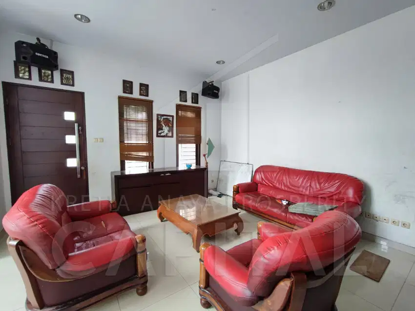 RUMAH LUAS DAN NYAMAN di ARCAMANIK