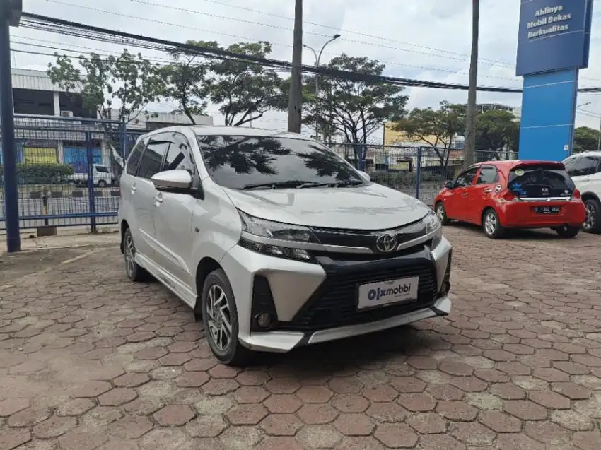 DP Rendah  9JT Toyota Avanza 1.5 Veloz Bensin-MT 2019 Silver